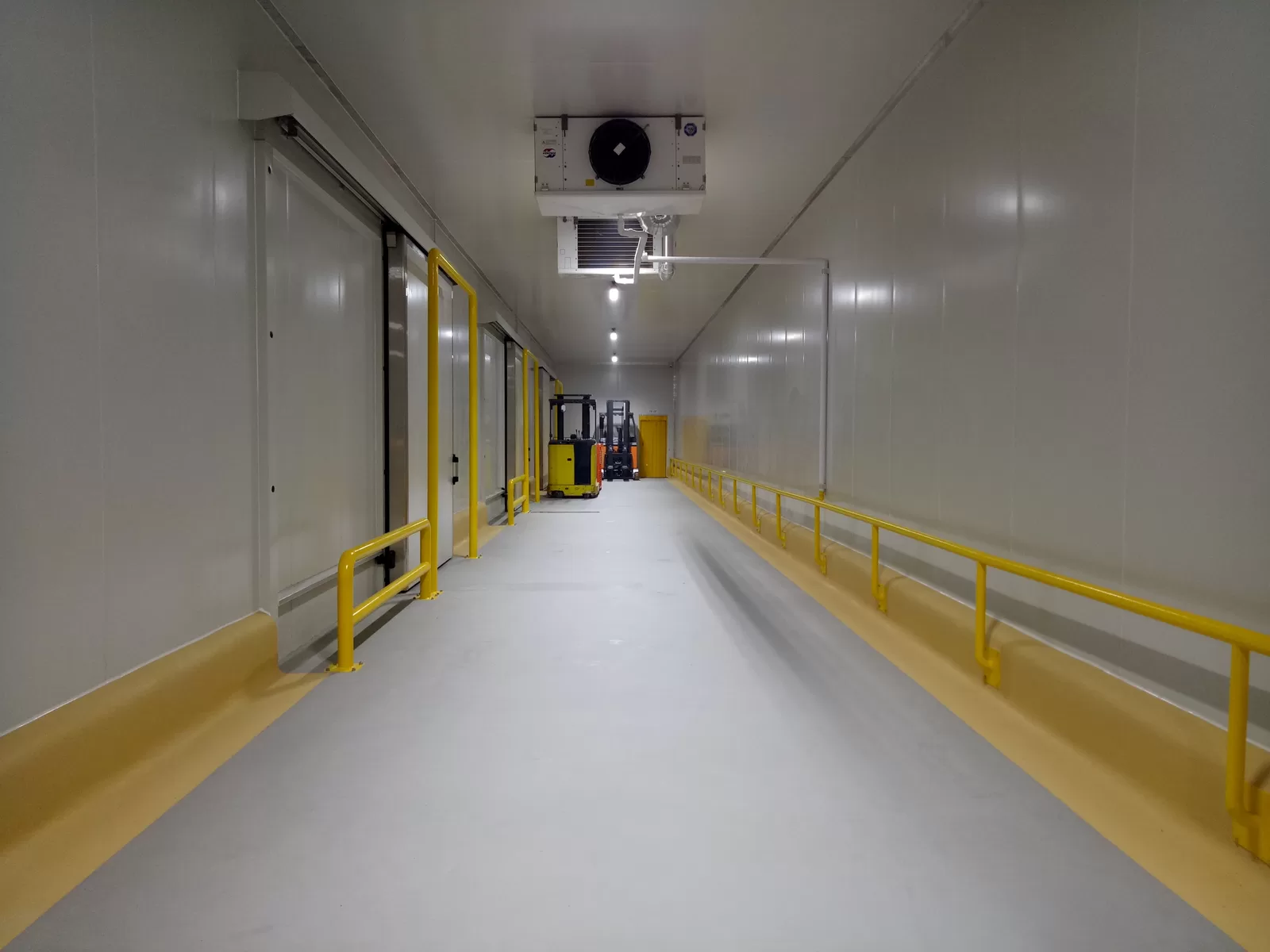 Cold storage project installation